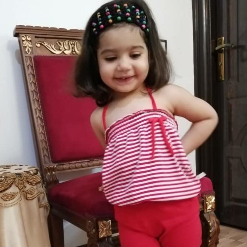 ست تاپ پشت گردنی و شلوارک ساپورت
وارداتی با کیفیت
تک رنگ قرمز 
مناسب یکسال الی 3سال