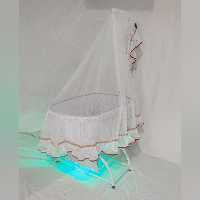 گهواره فلزی نوزاد(طرح و رنگ مختلف به سلیقه مشتری)