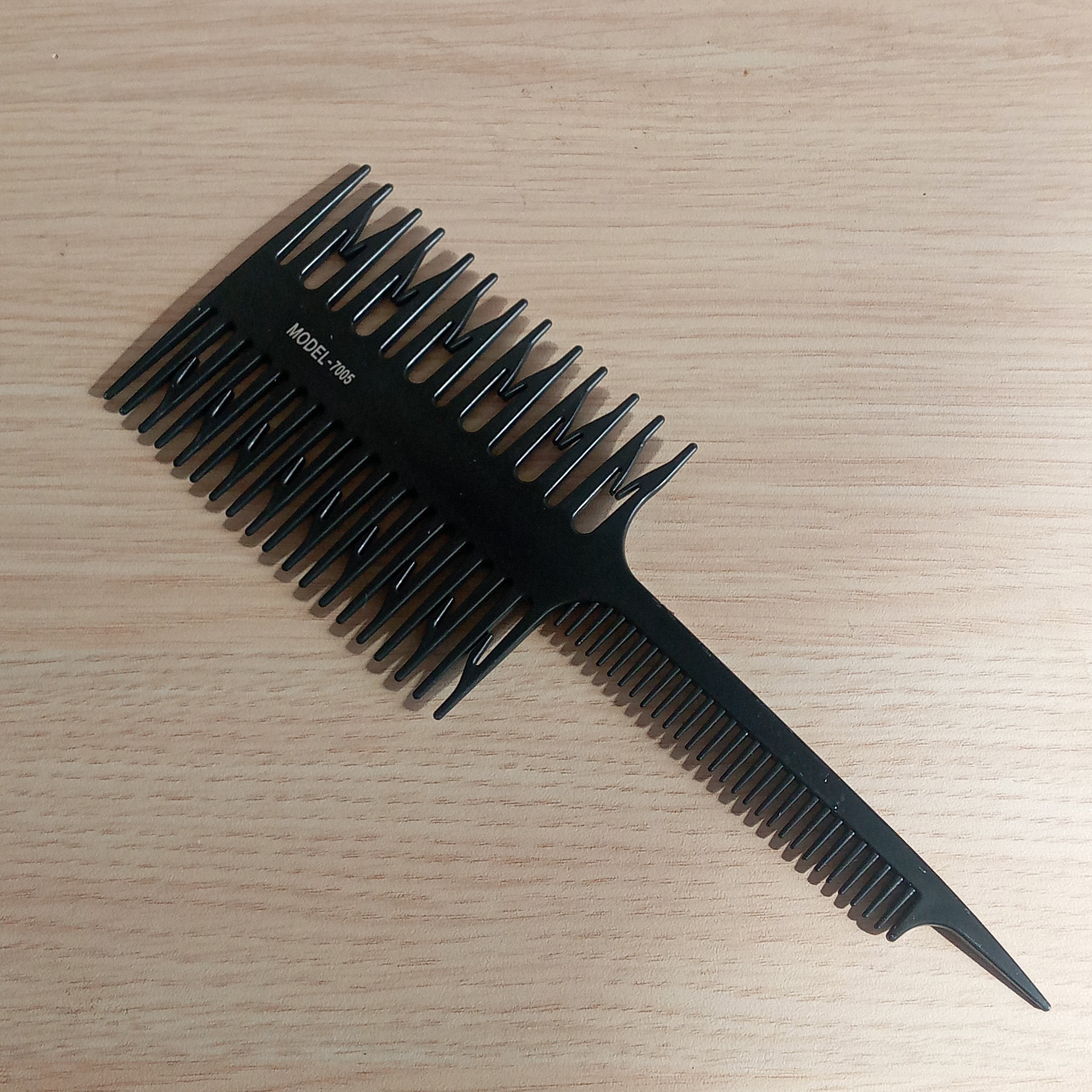 شانه تنی اند گای 7005 کربنی 3 لبه کراتین تراپی مو و پروتئین تراپی 