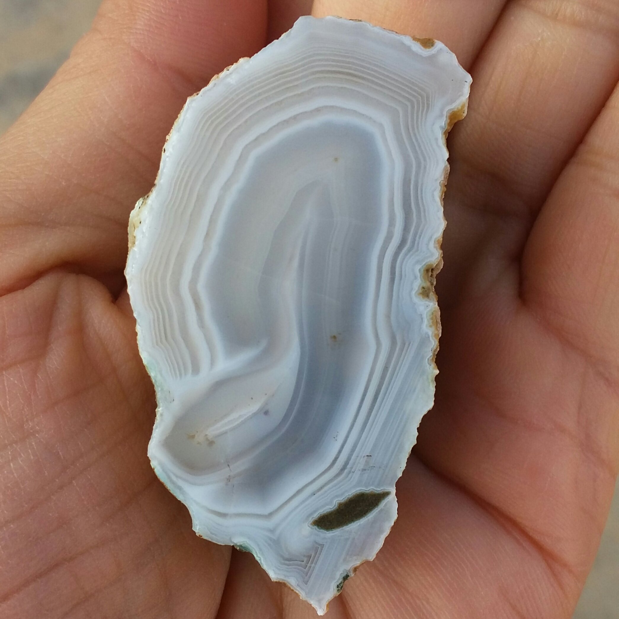 اسلایس سنگ راف عقیق سلیمانی 3بعدی منظم دیدنی شاهکار خلقت محشر کاملا طبیعی
با قابلیت ساخت چند نگین فوق العاده خااص و تک
