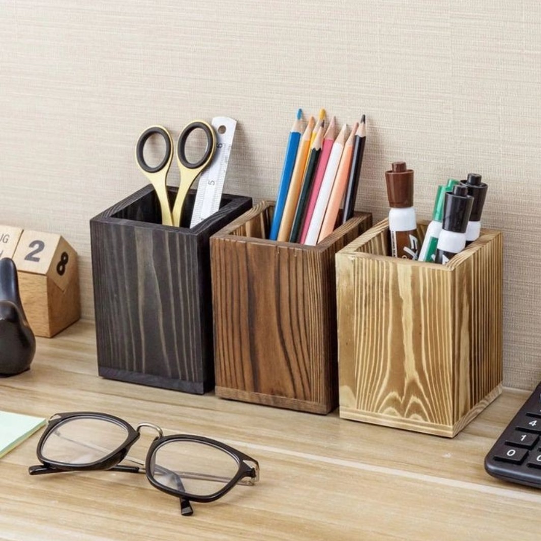 جامدادی رومیزی چوبی، جامدادی چوبی