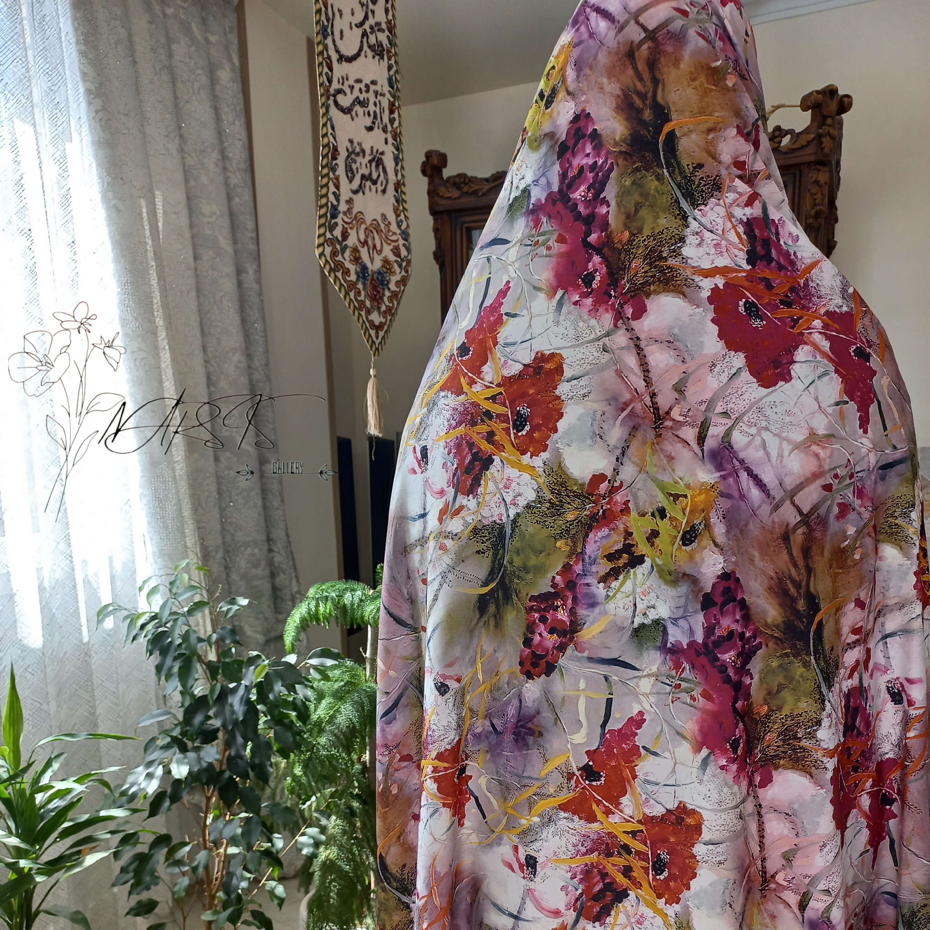 چادر قواره ایی جنس ساتن طرحدار