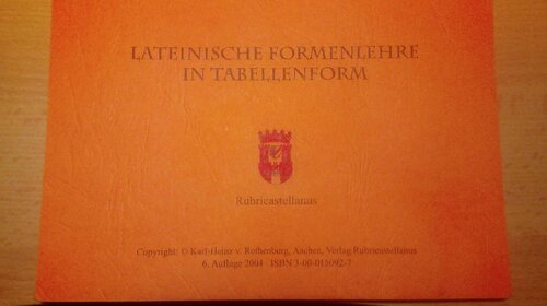 خرید و دانلود نسخه کامل کتاب Lateinische Formenlehre in Tabellenform