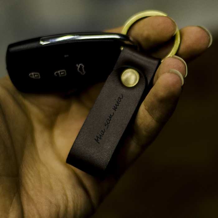 جاکلیدی چرمینه اسپرت طرح بایرن مونیخ کد 2003A