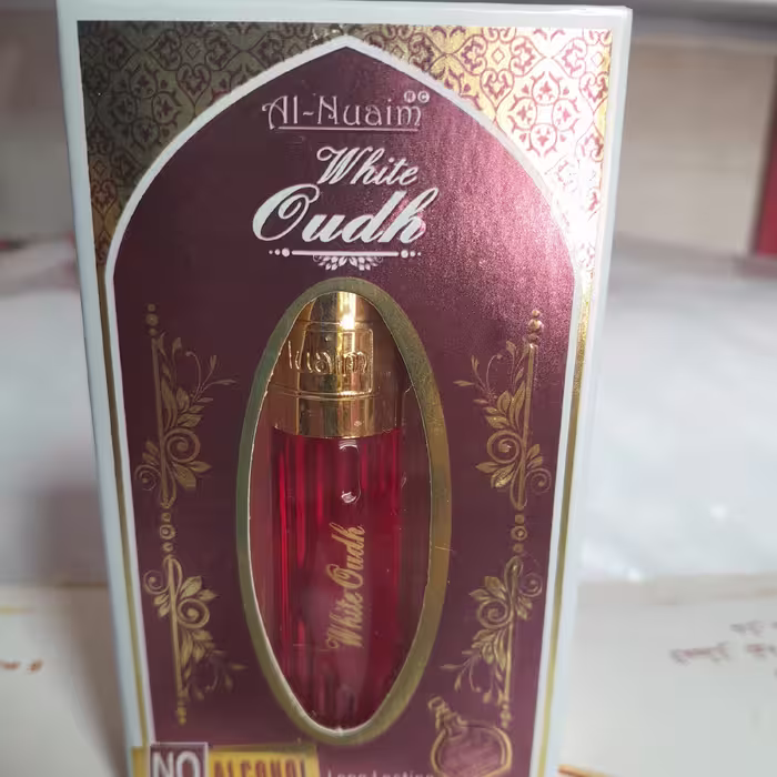عطر وایت عودشرکت النعیم هندوستان بسیارخوشبو باماندگاری طولانی..