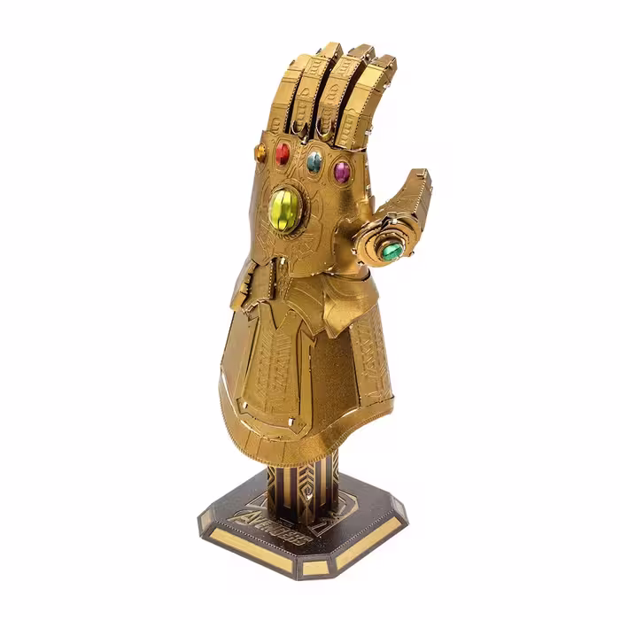 ساختنی مدل Infinity Gauntlet