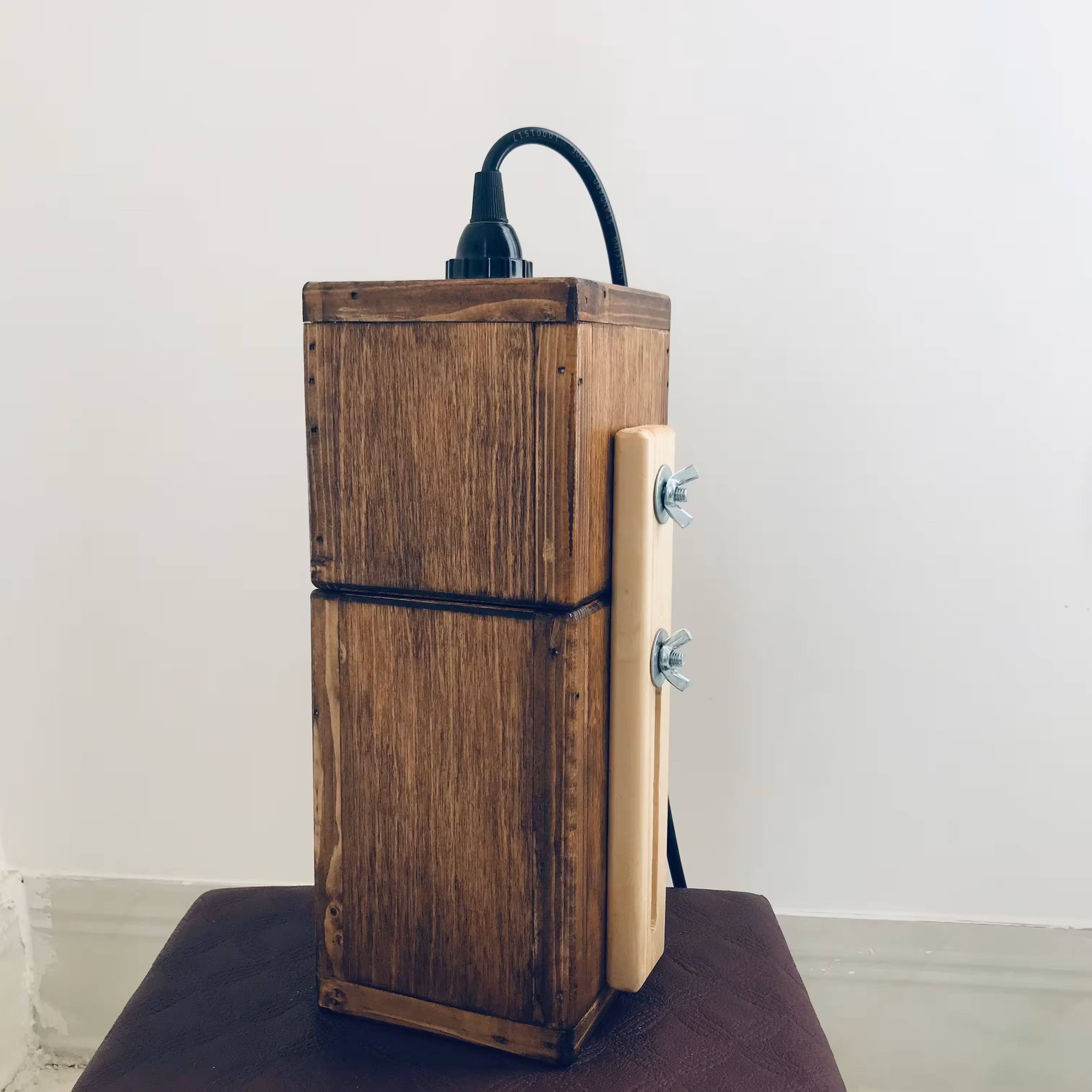 چراغ مطالعه و خواب  چراغ تزیینی (پس کرایه)