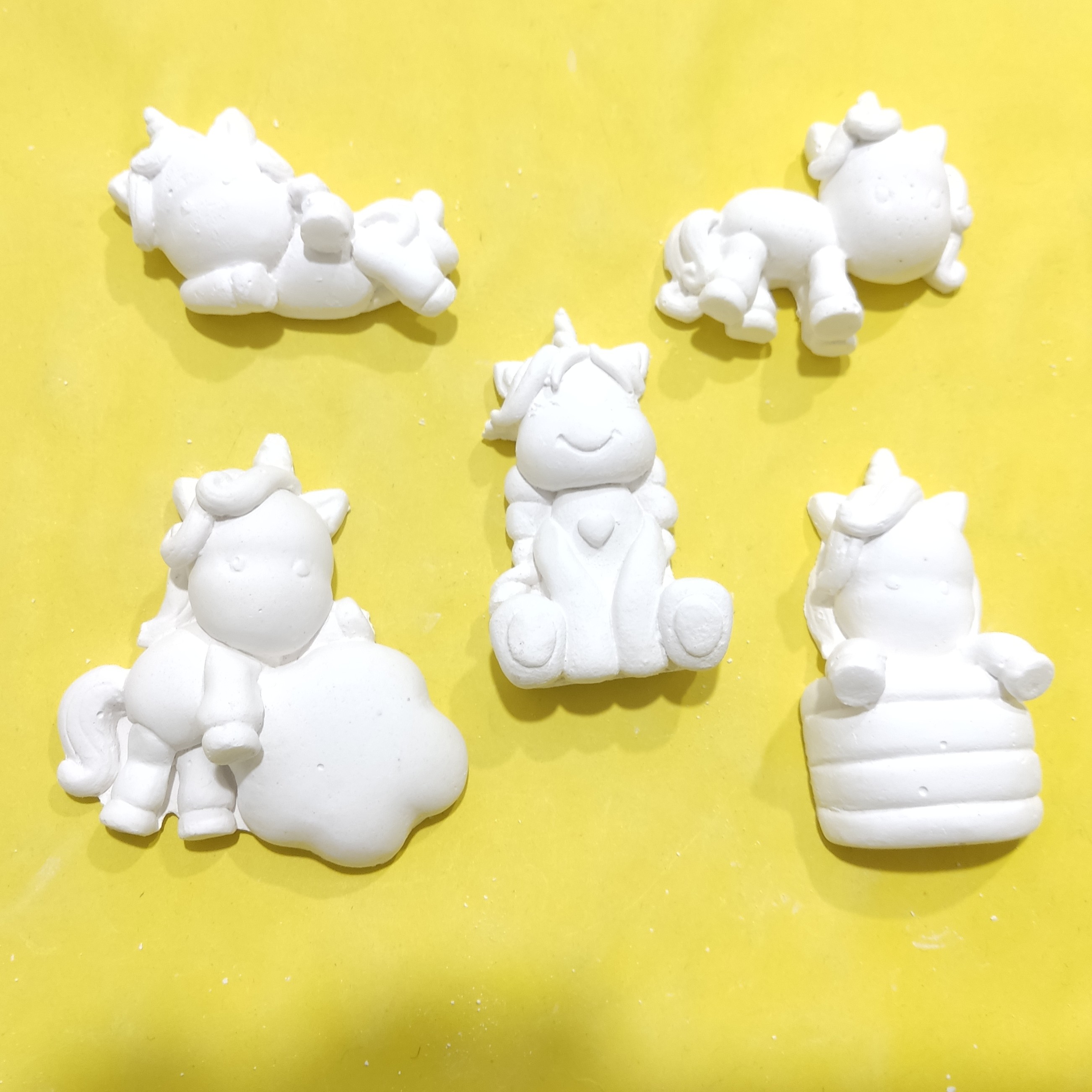 گیفت خام ست پونی. گیفت  ست پونی.گیفت تک شاخ. گیفت استند. گیفت عقد. گیفت تولد. گیفت عروسی