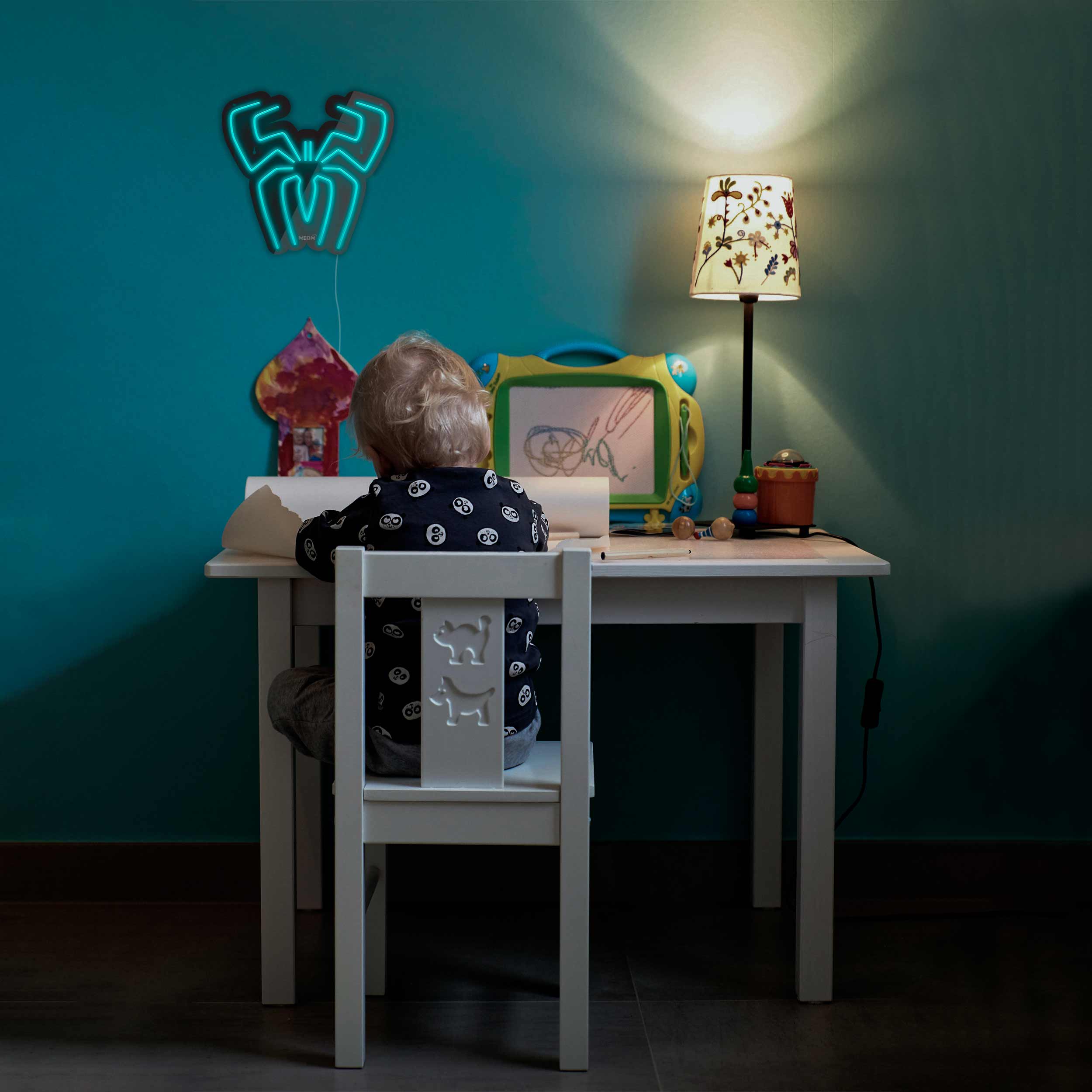 چراغ دیواری نئون دیزاین مدل Spider-BL_TBL