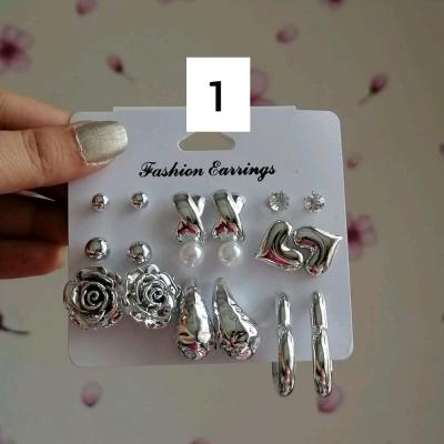 پک گوشواره فانتزی مراقبتی