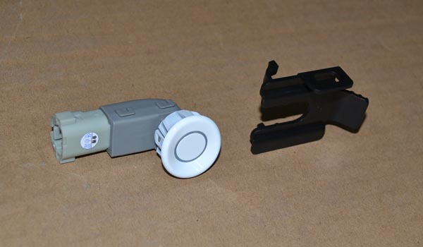 حسگر موانع دنده عقب ام وی ام 550 چین یدک مرکزی - خرید لوازم یدکی خودروهای چینی - لوازم یدکی خودروهای کره ای - لوازم یدکی خودروهای ژاپنی - کف قیمت بازار - ارسال سریع به سراسر ایران