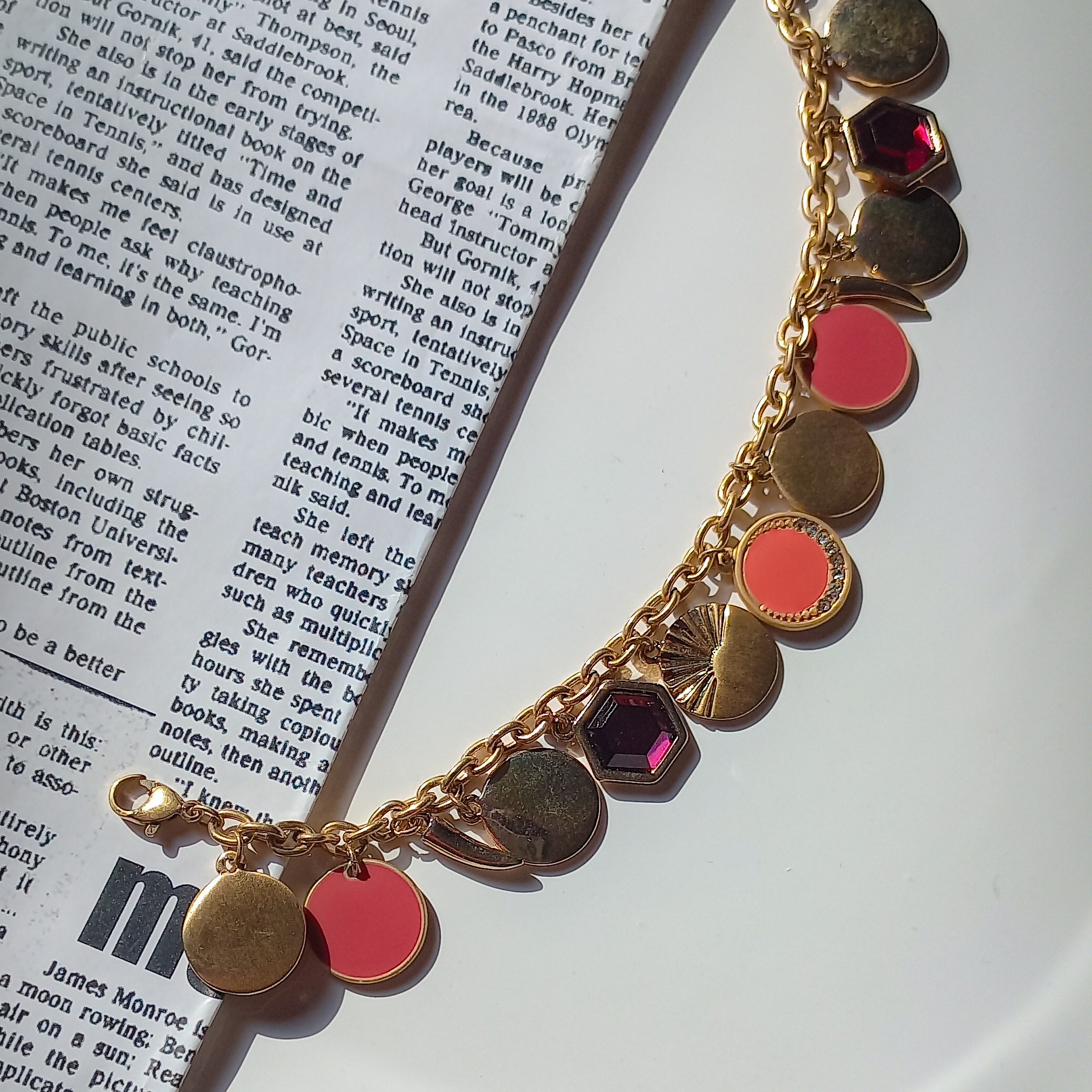 دستبند شلوغ و جیگیلی با کیفیت عالی