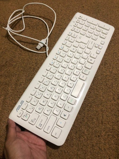 کیبورد با سیم ایسوس مدل KU-0902 0 (استوک) رنگ سفید