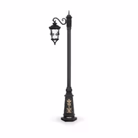 چراغ حیاطی ایستاده شب تاب مدل ماهنوس SH-106910320