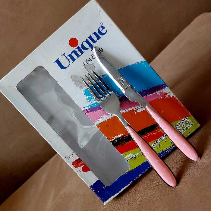 کاردوچنگال میوه خوری 12 پارچه یونیک اصل   دسته استیل  