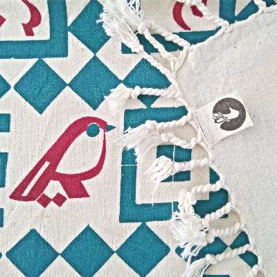 رومیزی گدار مدل عین شین قاف آبی