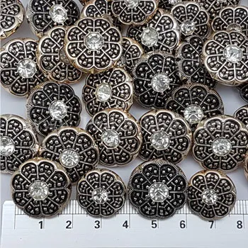 دکمه نگین دار 380 2 سایز