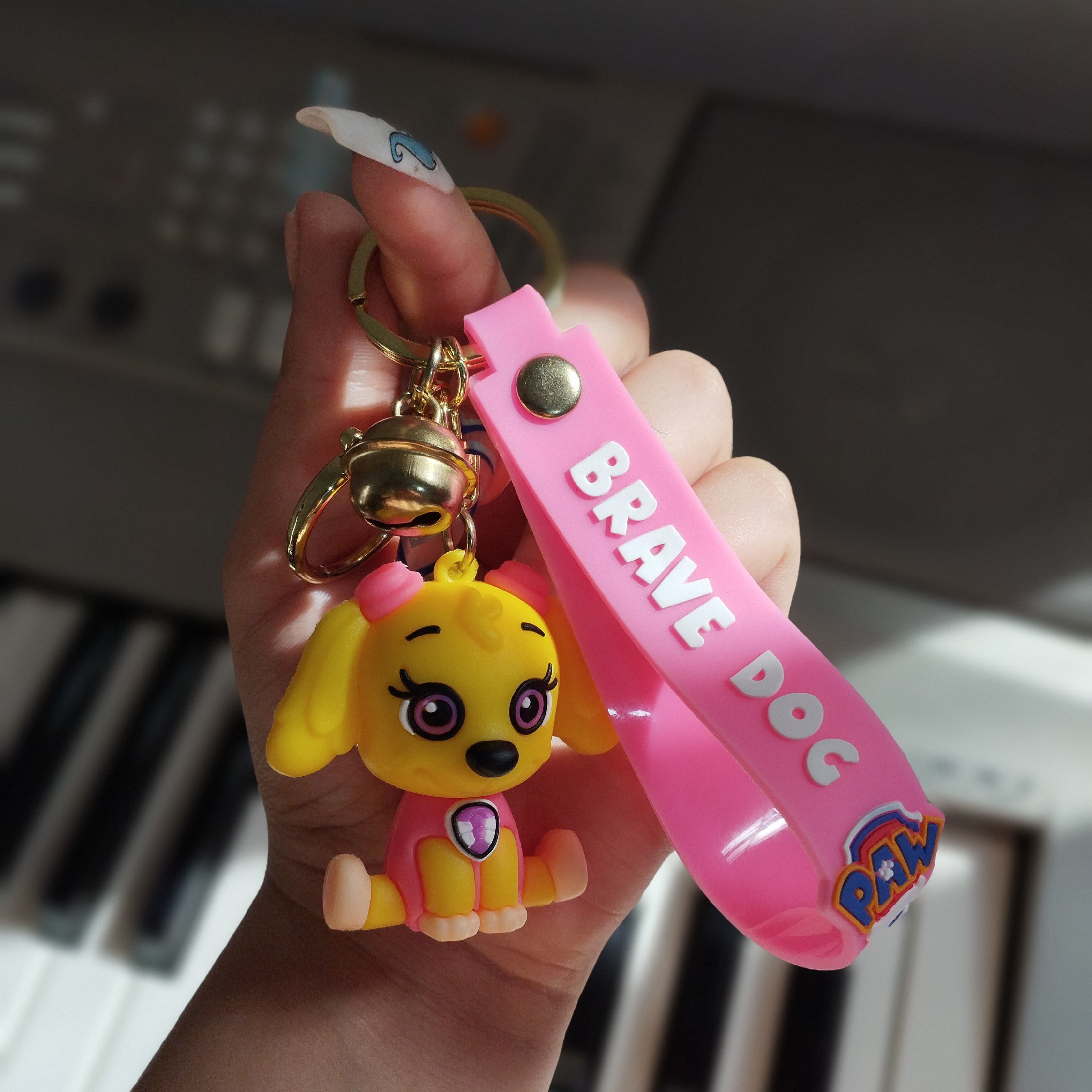 جاسوئیچی جاکلیدی جاسوییچی سیلیکونی سگهای نگهبان اسکای  آویز کیف طلایی رنگ ثابت 