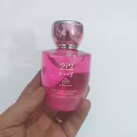 ادکلن 100 میل س..ک..س..ی 212 بااشانتیون