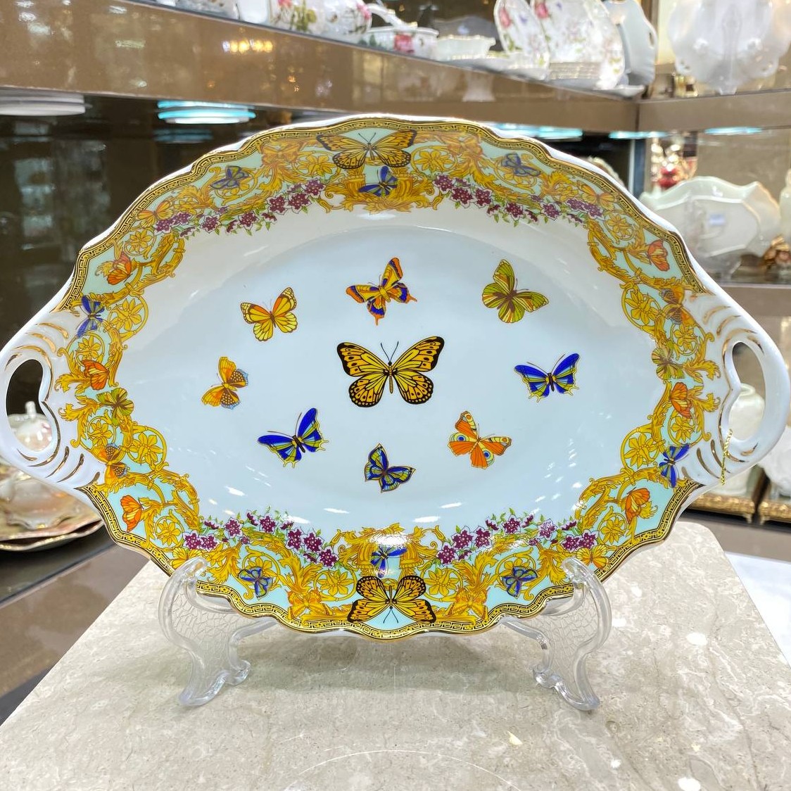 شکلات خوری بیضی پروانه (پس کرایه)
