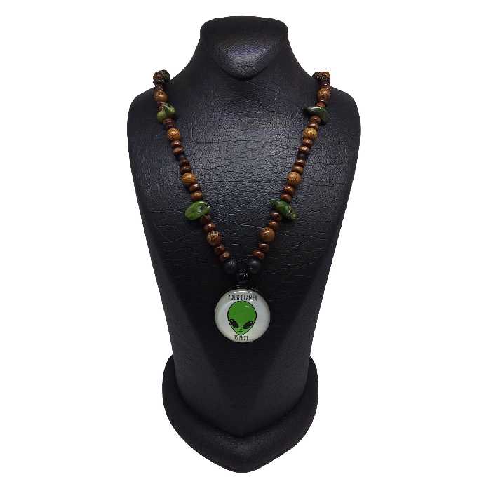 گردنبند سورئال دیزاین طرح آدم فضایی