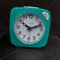 ساعت رومیزی دانیه