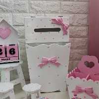 سطل زباله و جادستمال کاغذی سفید 