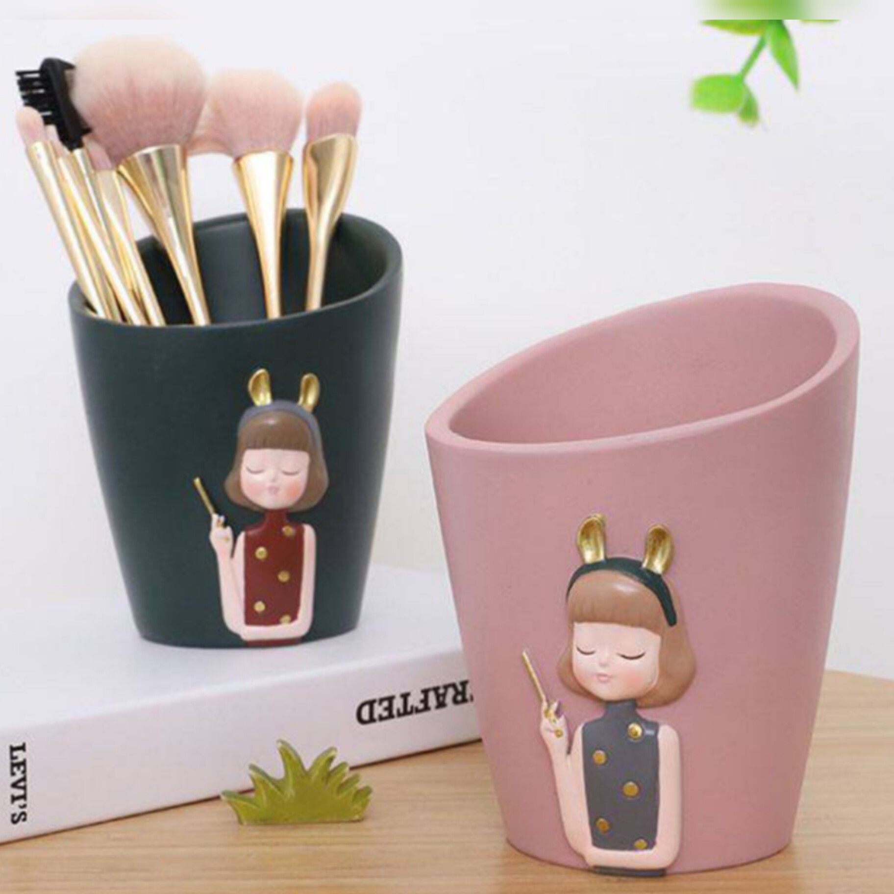  جا براشی و جا قلمی  دکوری کادویی 