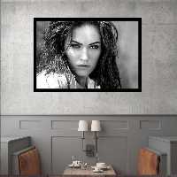 تابلو بکلیت طرح مشاهیر سینمای جهان مگان فاکس مدل قاب شاسی B-s9861 | دنیای قاب