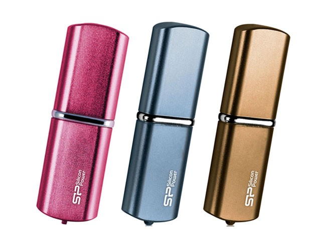 فلش مموری سیلیکون پاور LuxMini 720 ظرفیت 64 گیگابایت