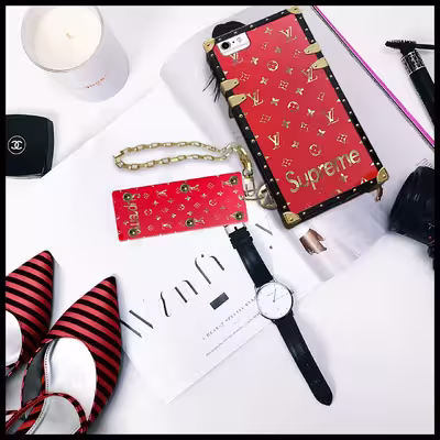 کاور مدل صندوقی کد 0014 مناسب برای گوشی موبایل اپل iPhone 6s/6 به همراه آویز