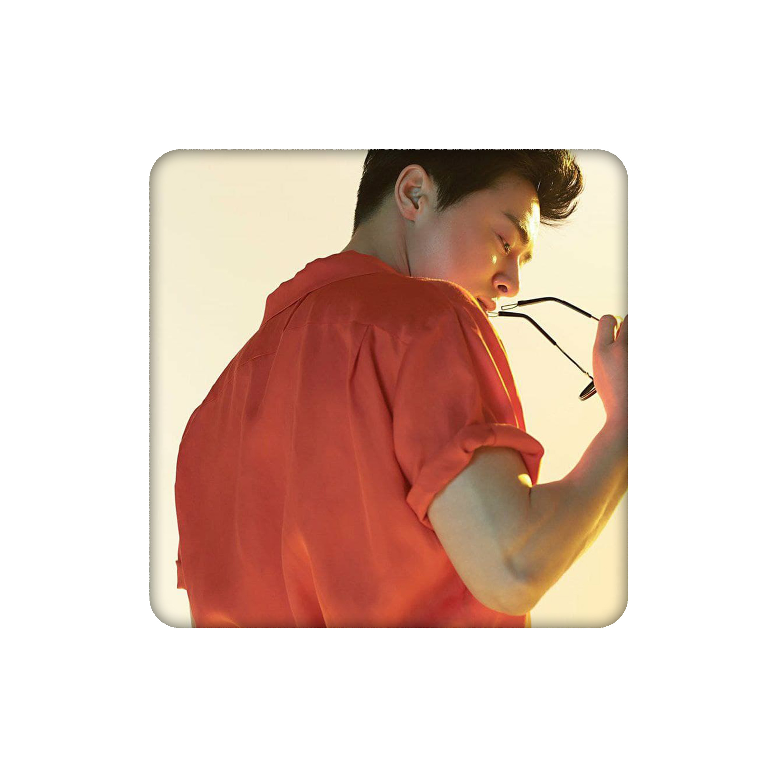 زیرلیوانی طرح بازیگر کره ای جو جون سوک کد 3228870