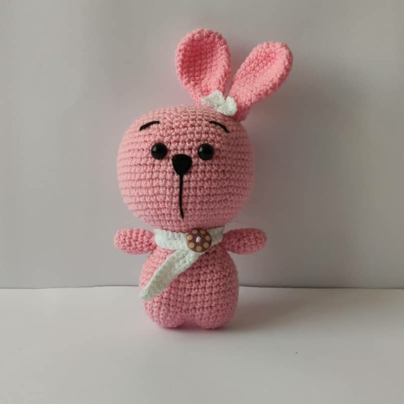 عروسک بافتنی خرگوش با قد 15 سانتی متر 