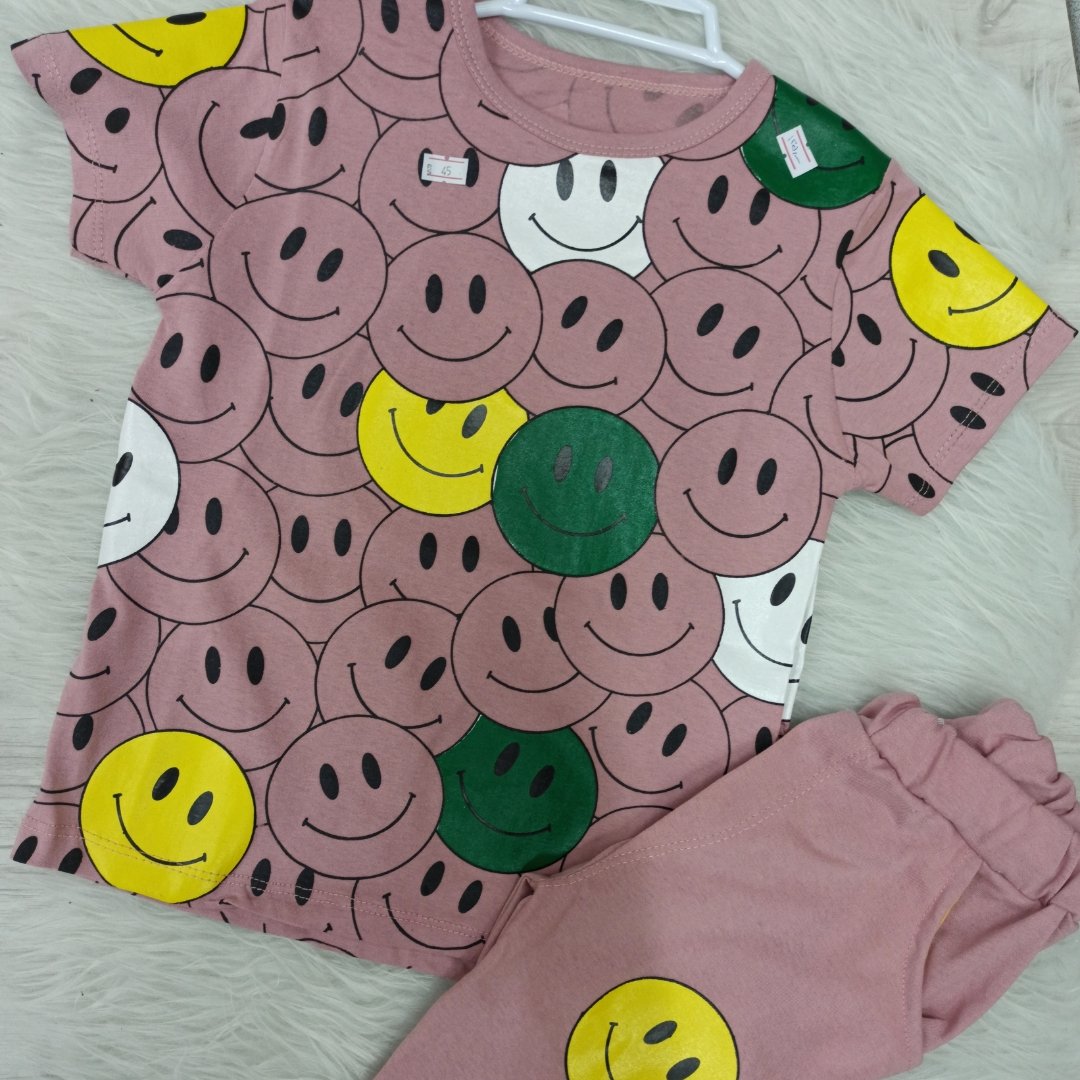 تیشرت شلوارک استیکر بچگانه