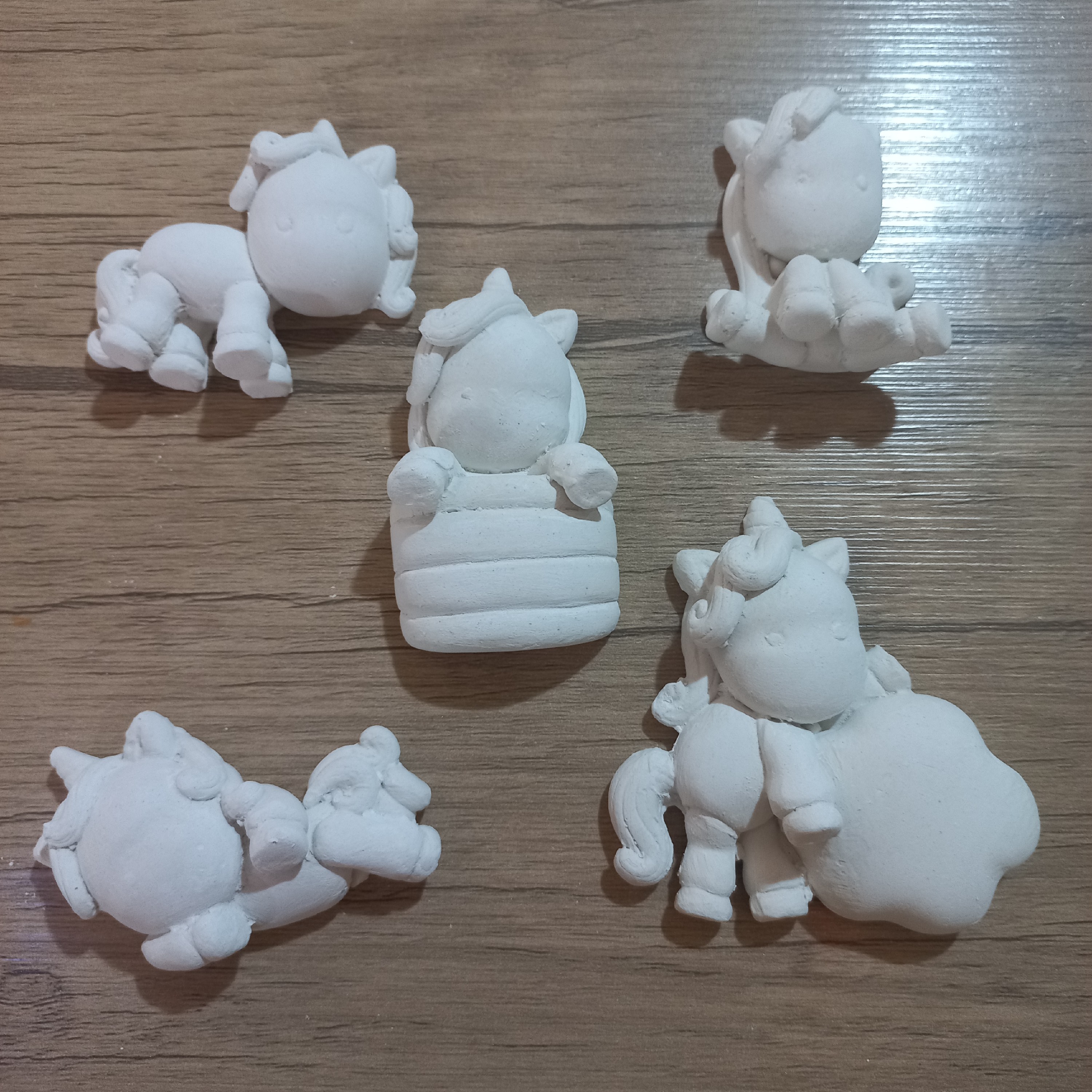 بیس خام پونی ،بیس خام یونیکورن،بیس خام تک شاخ(بیس خام تک عدد و برای قالب گیری ارسال نداریم)