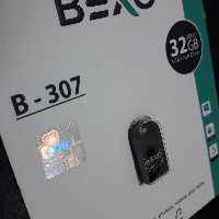 فلش 32 گیگ بکسو مدل سیاه32
