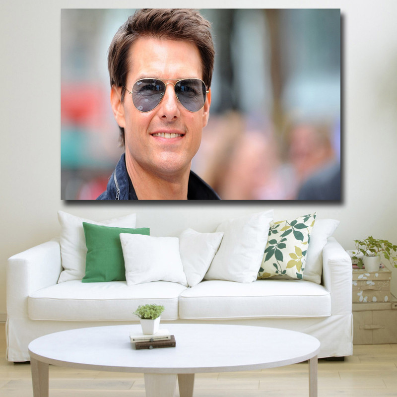 تابلو شاسی مدل تام کروز کد 15 | دنیای قاب