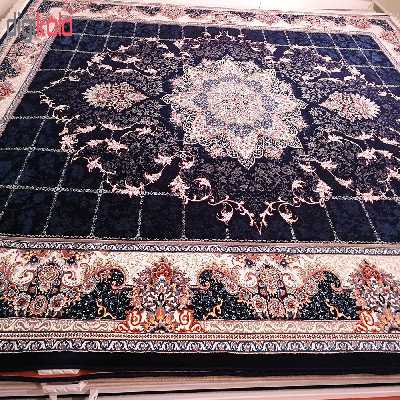 فرش ماشینی زمرد مشهد مدل تاج فیروزه زمینه سورمه ای