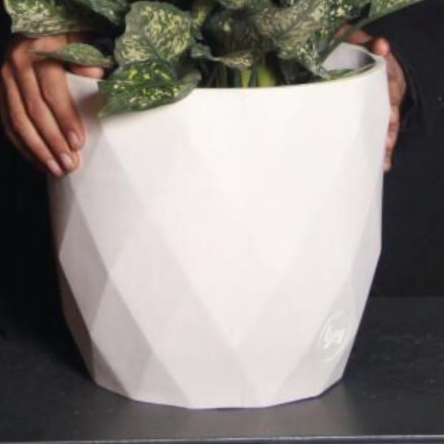 گلدان پلیمری 