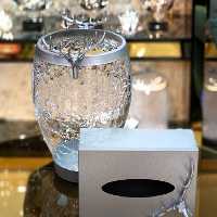 سطل و دستمال