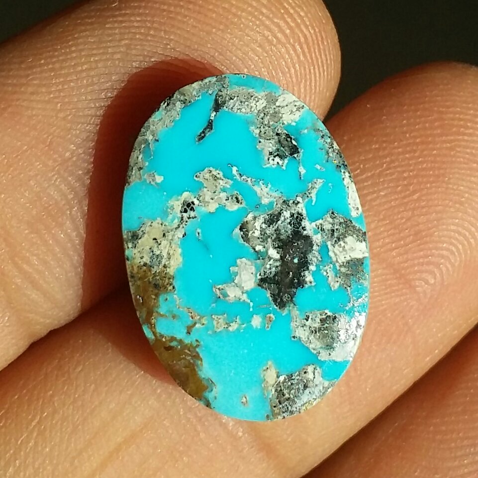 فیروزه نیشابور نگین فیروزه نیشابور آبی بسیار خوش رنگ و تراش کد 9902