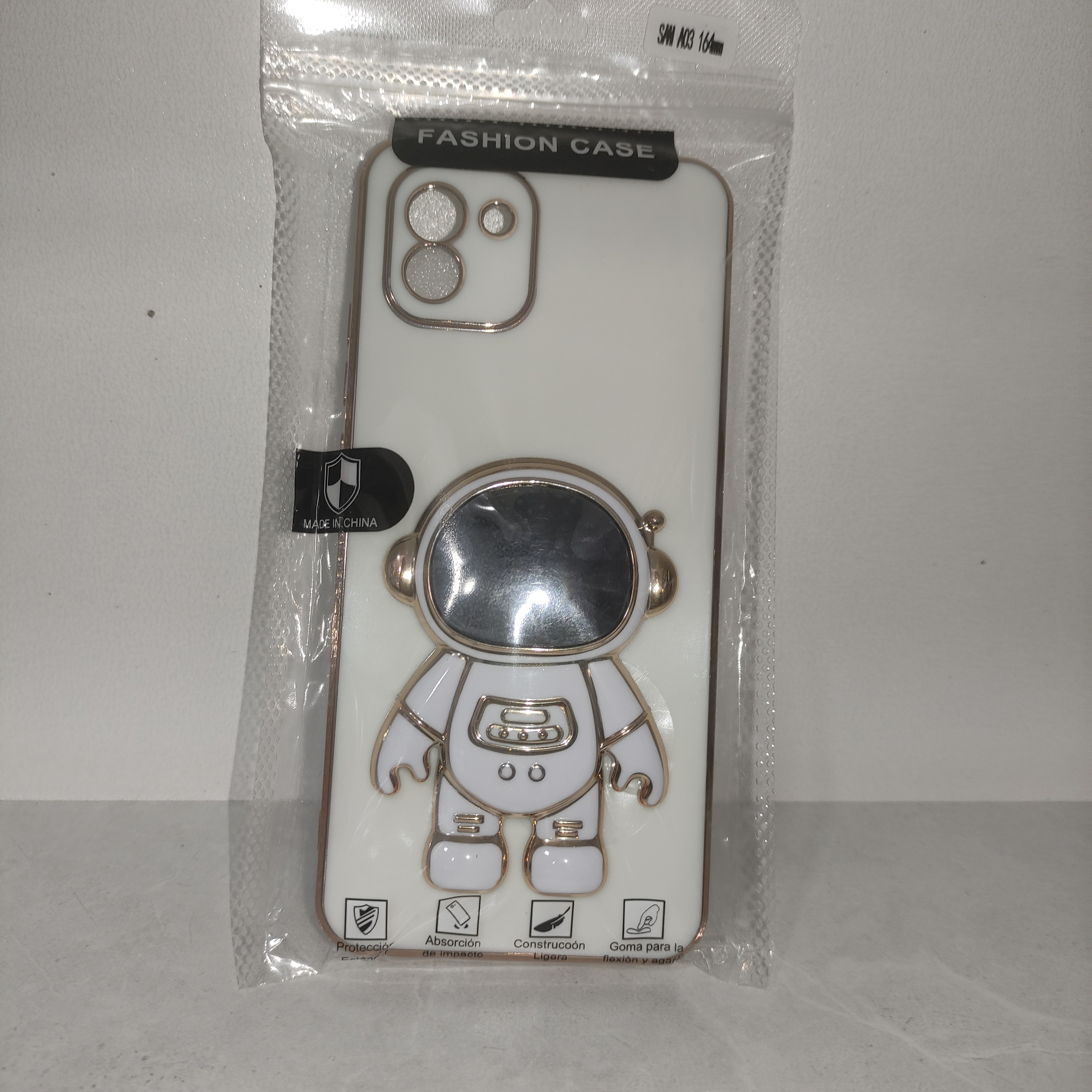 قاب گوشی سامسونگ a03 قاب گوشی ادم فضایی با قابلیت استند رنگ سفید