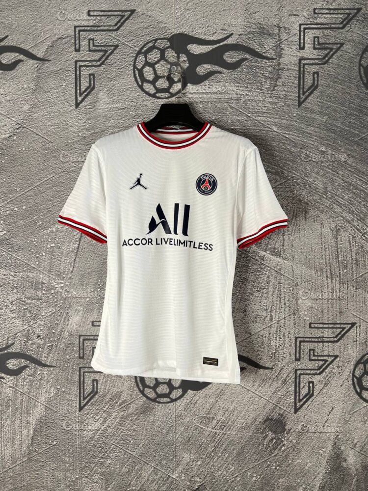 کیت چهارم پلیری پاریس 2022