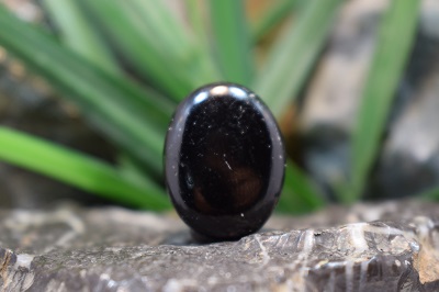 تورمالین سیاه