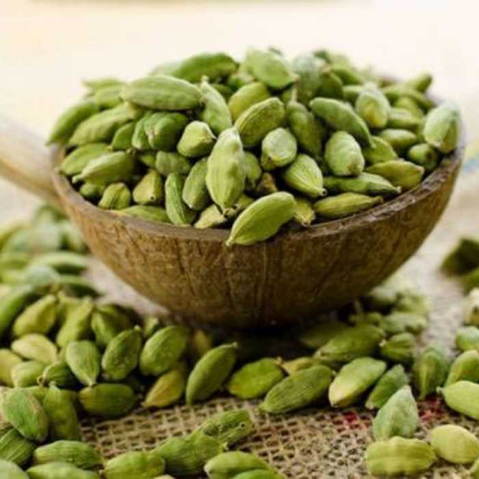 هل سبز اعلاء نیم کیلو ( ارسال رایگان )