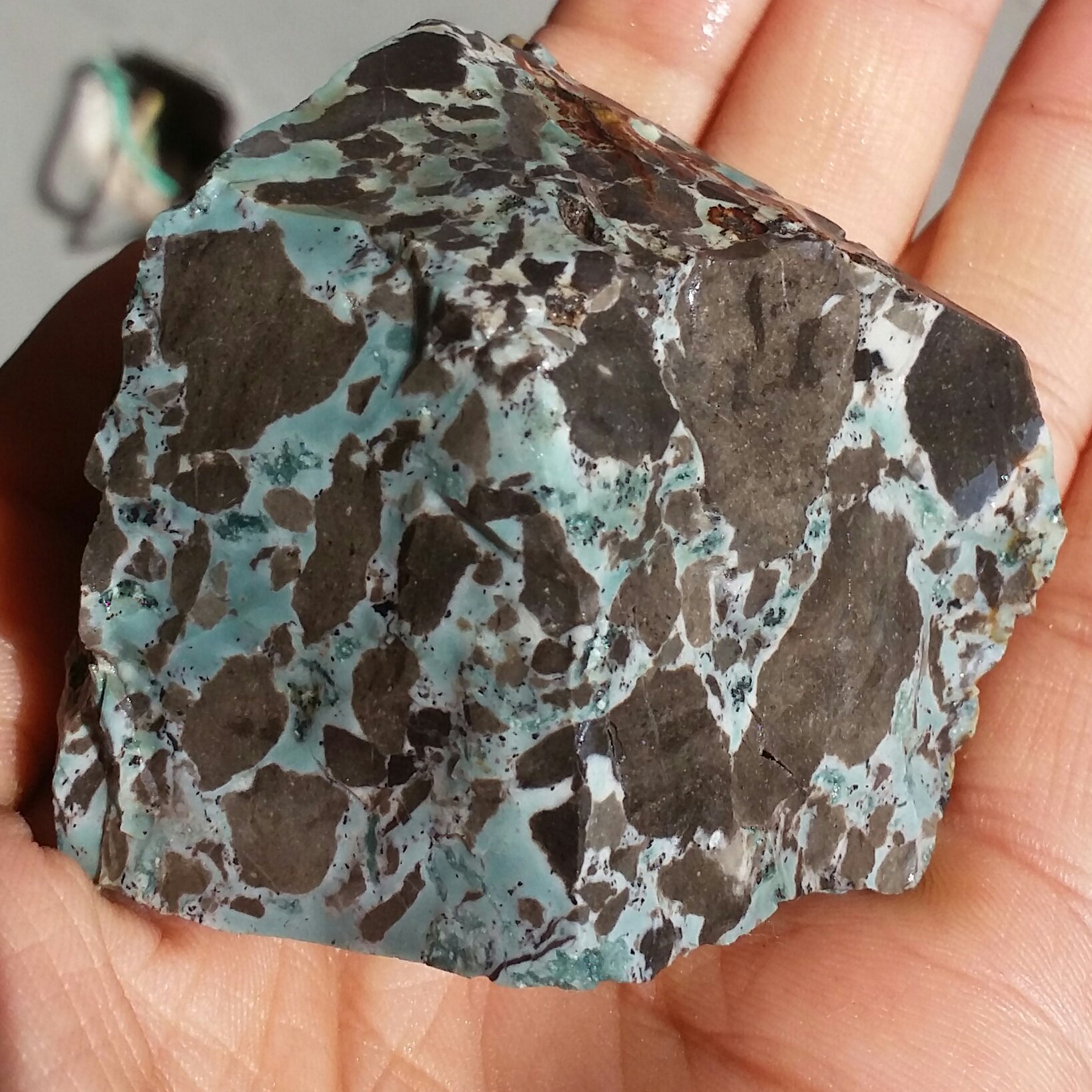 سنگ راف جاسپر موکائیت 100 در 100 طبیعی شاهکار خلقت بی نظیر
با قابلیت ساخت چندین نگین ارزشمند کد 9638