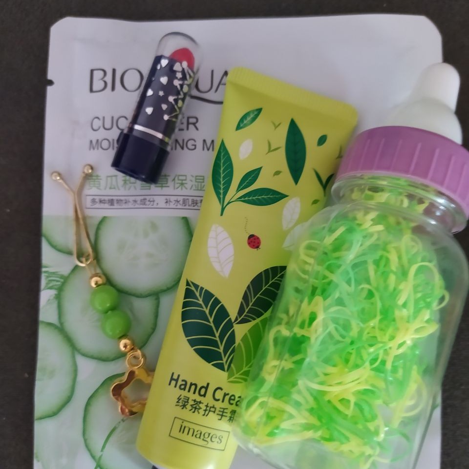 پک هدیه لوازم آرایشی