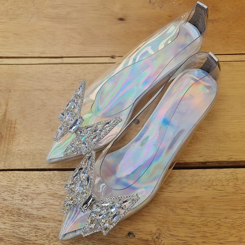کفش طلقی پروانه ای
