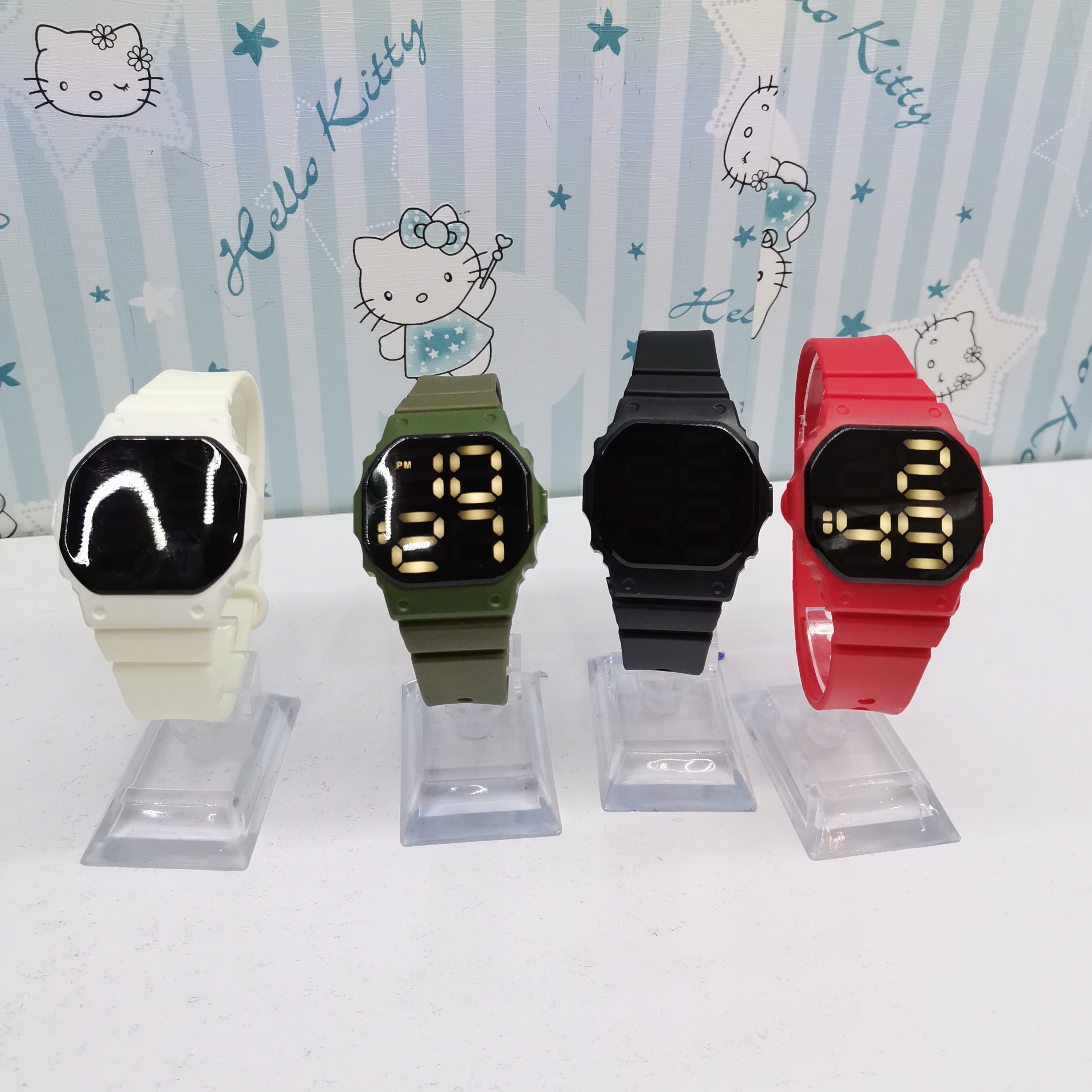 ساعت دیجیتال عقربه درشت طرح هوشمند