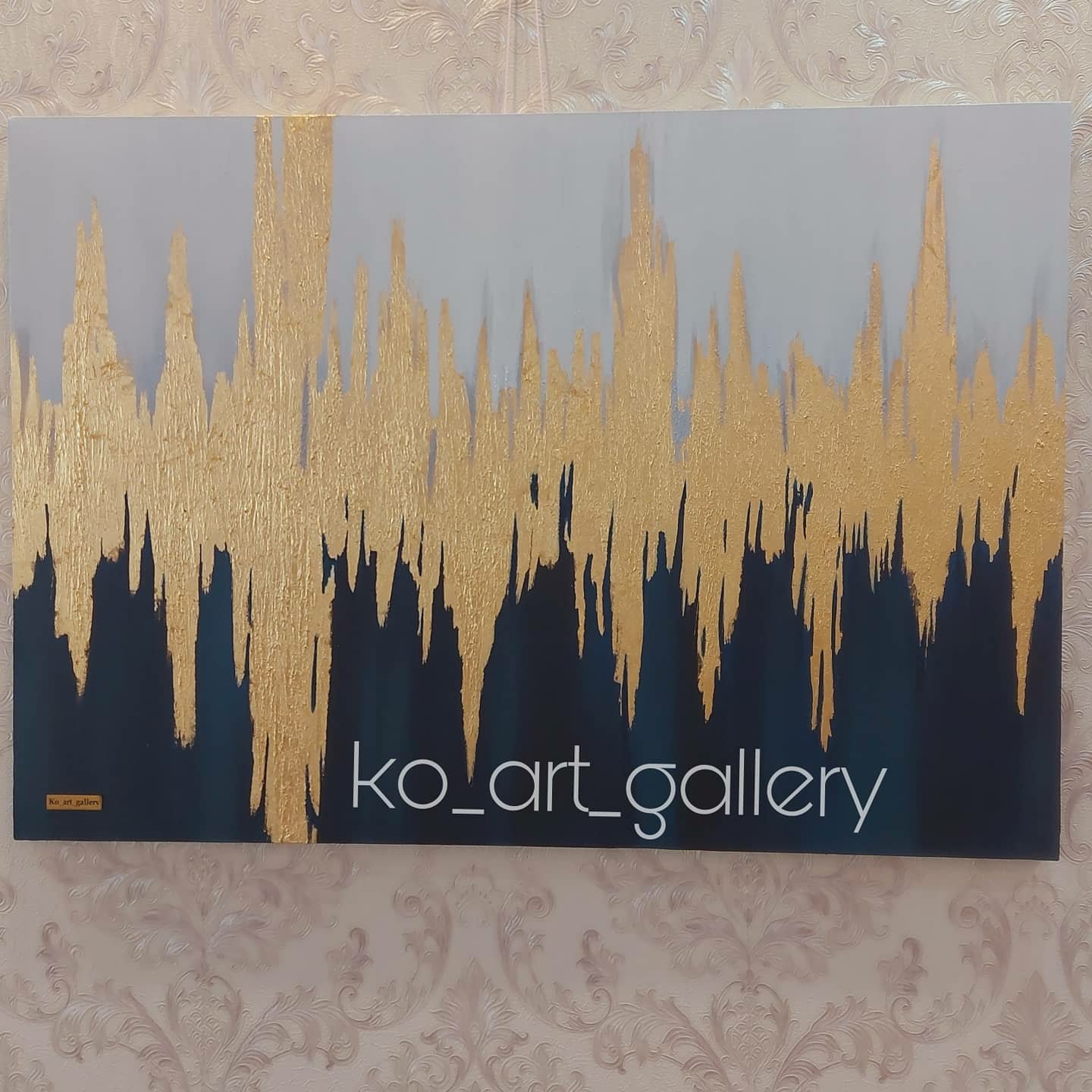 تابلو دکوراتیو کار شده با ورق طلا